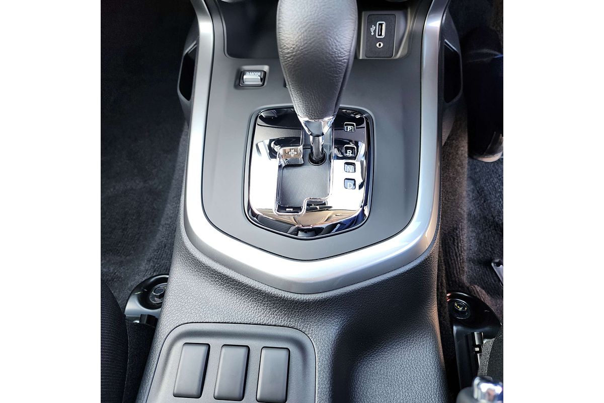 2024 Nissan Navara Black Edition D23 4X4