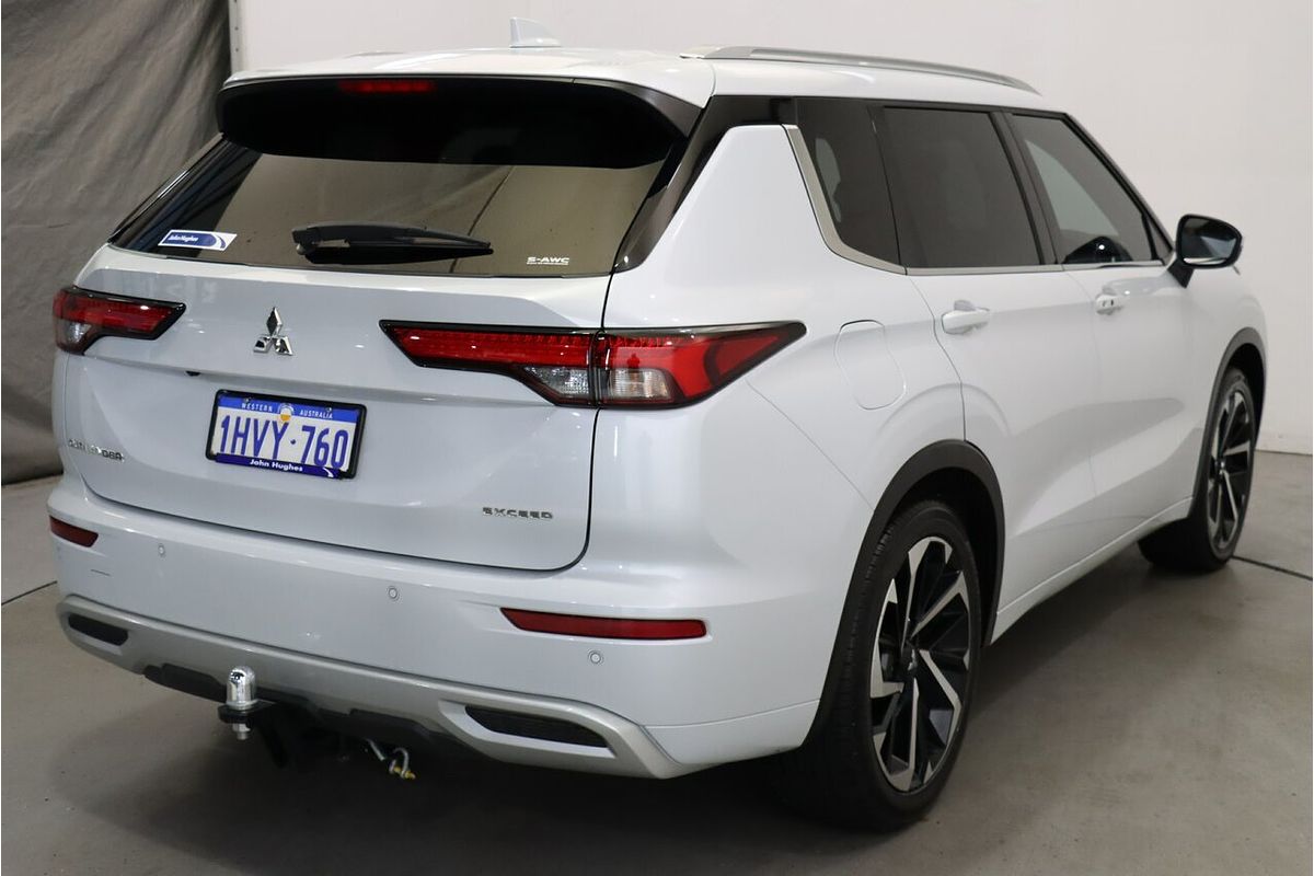 2023 Mitsubishi Outlander Exceed ZM