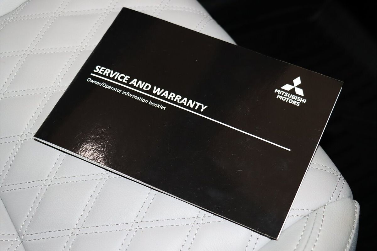2023 Mitsubishi Outlander Exceed ZM