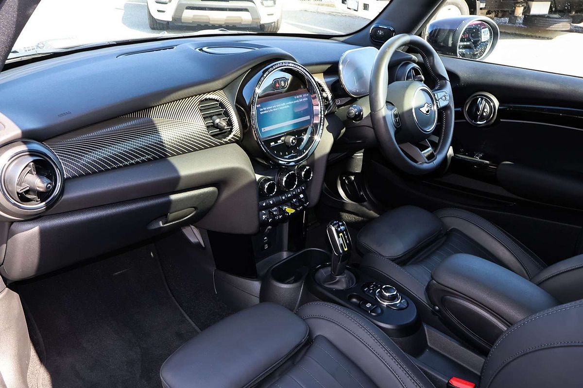 2023 MINI Hatch Cooper SE Resolute F56 LCI-2