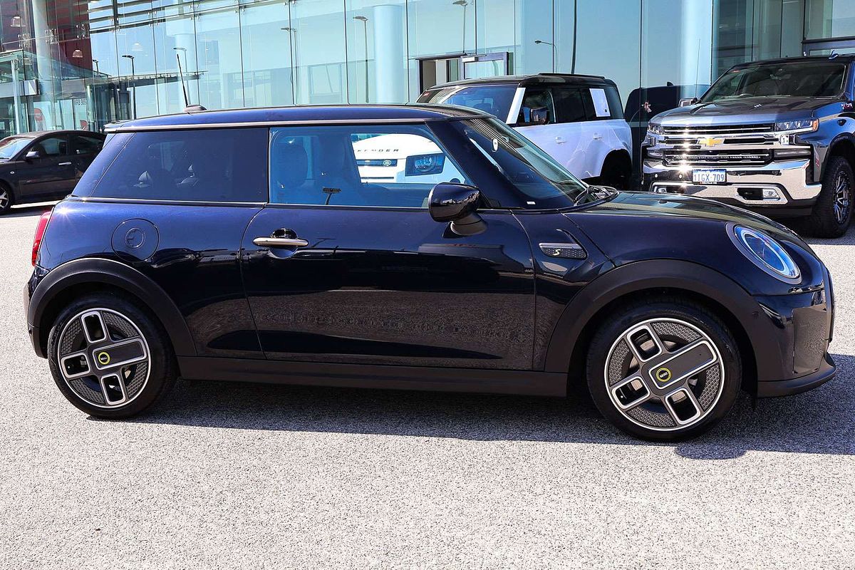 2023 MINI Hatch Cooper SE Resolute F56 LCI-2