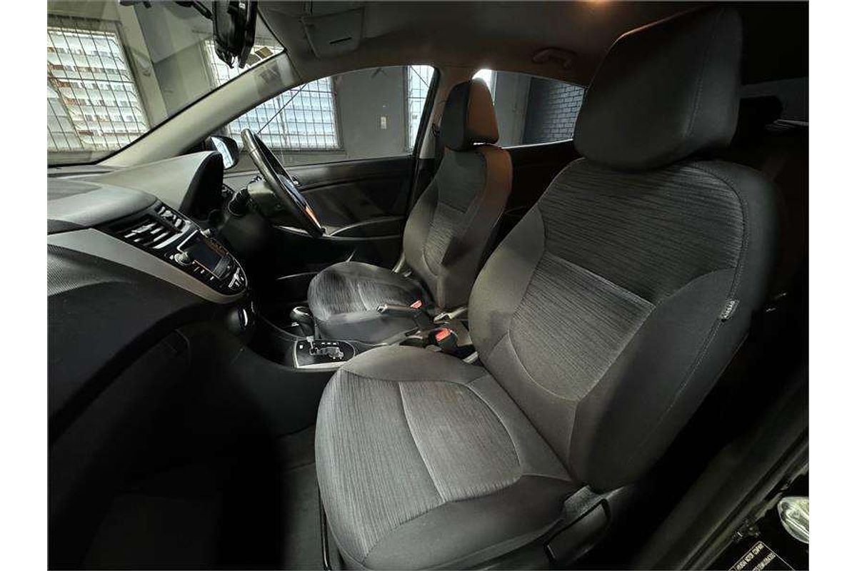 2018 Hyundai Accent Sport RB6