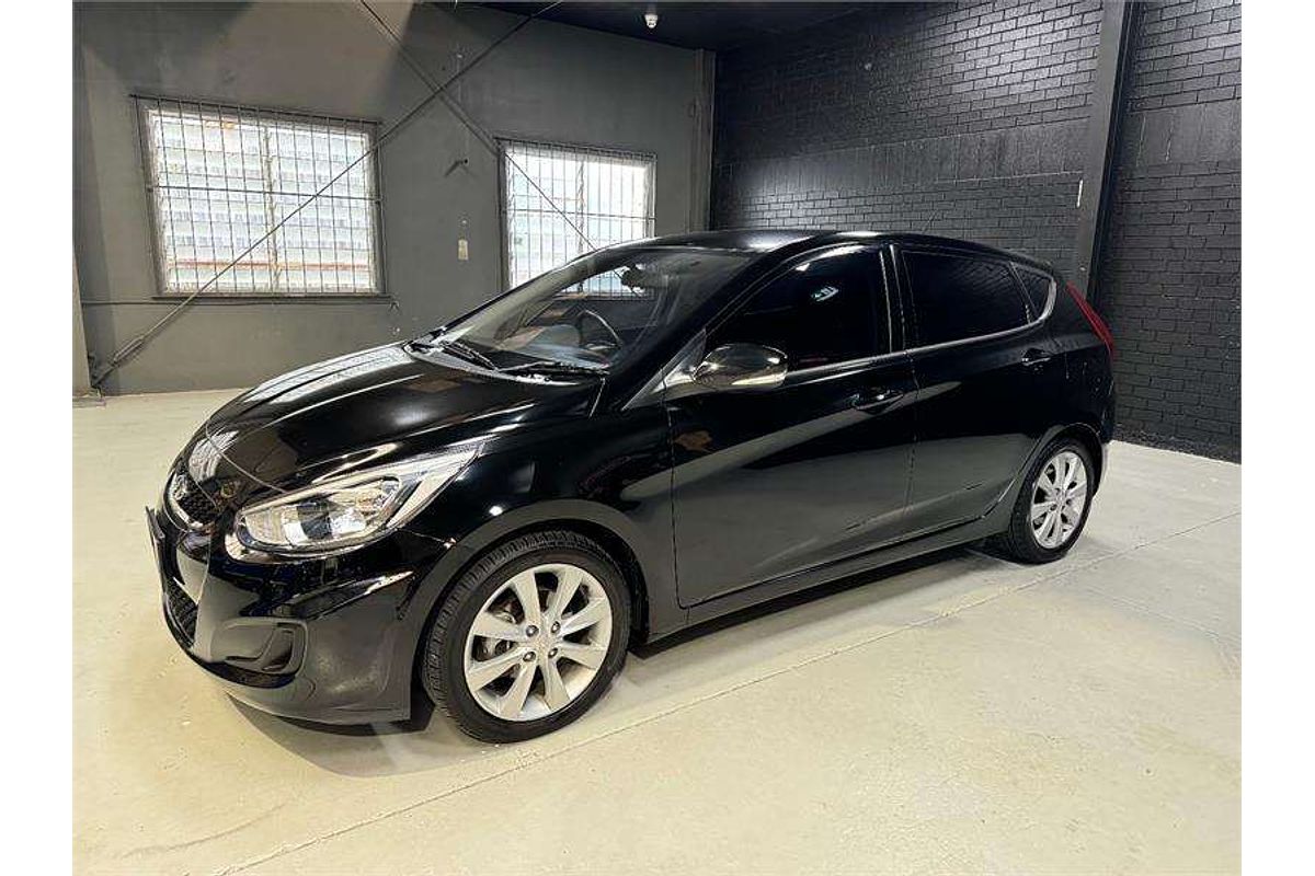 2018 Hyundai Accent Sport RB6