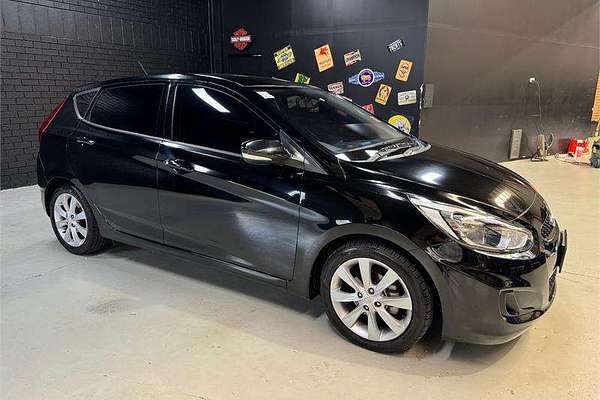 2018 Hyundai Accent Sport RB6