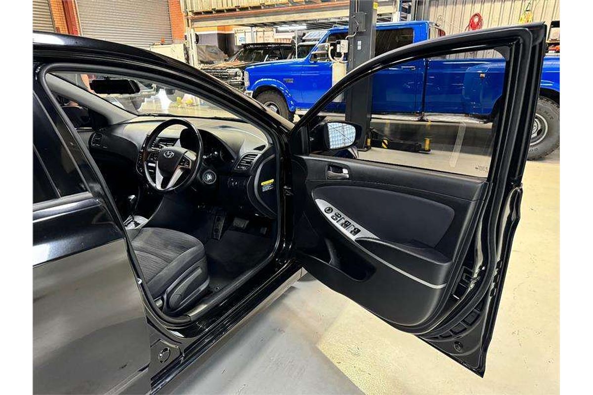 2018 Hyundai Accent Sport RB6