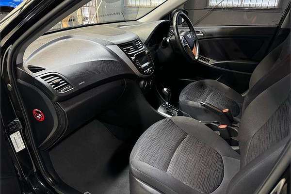 2018 Hyundai Accent Sport RB6