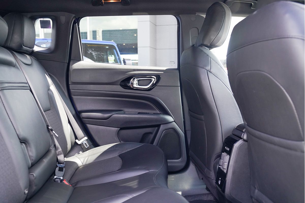 2022 Jeep Compass Night Eagle M6