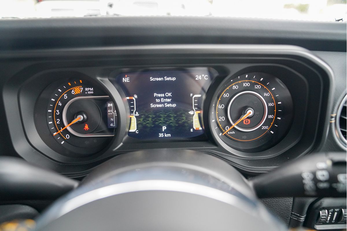 2024 Jeep Wrangler Unlimited Overland JL