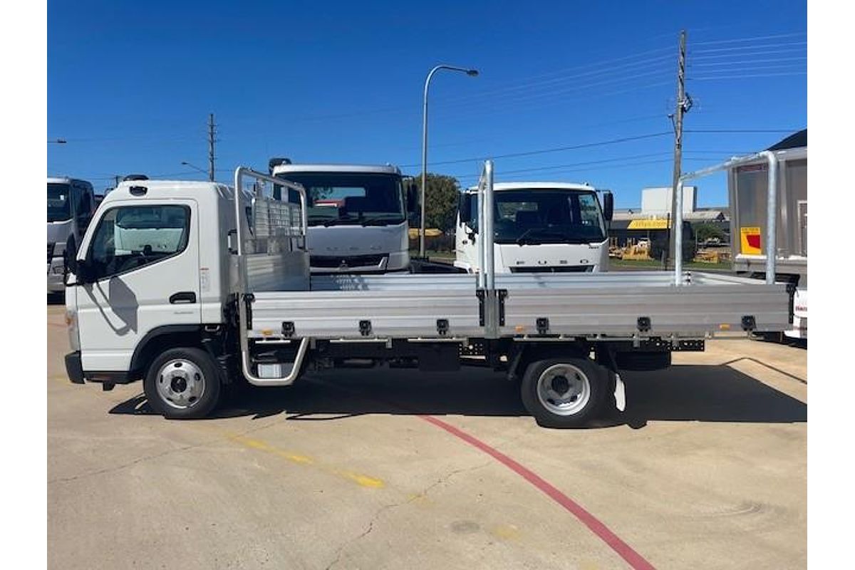 2023 Fuso Canter 515 Alloy