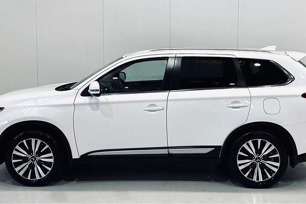 2020 Mitsubishi Outlander LS ZL