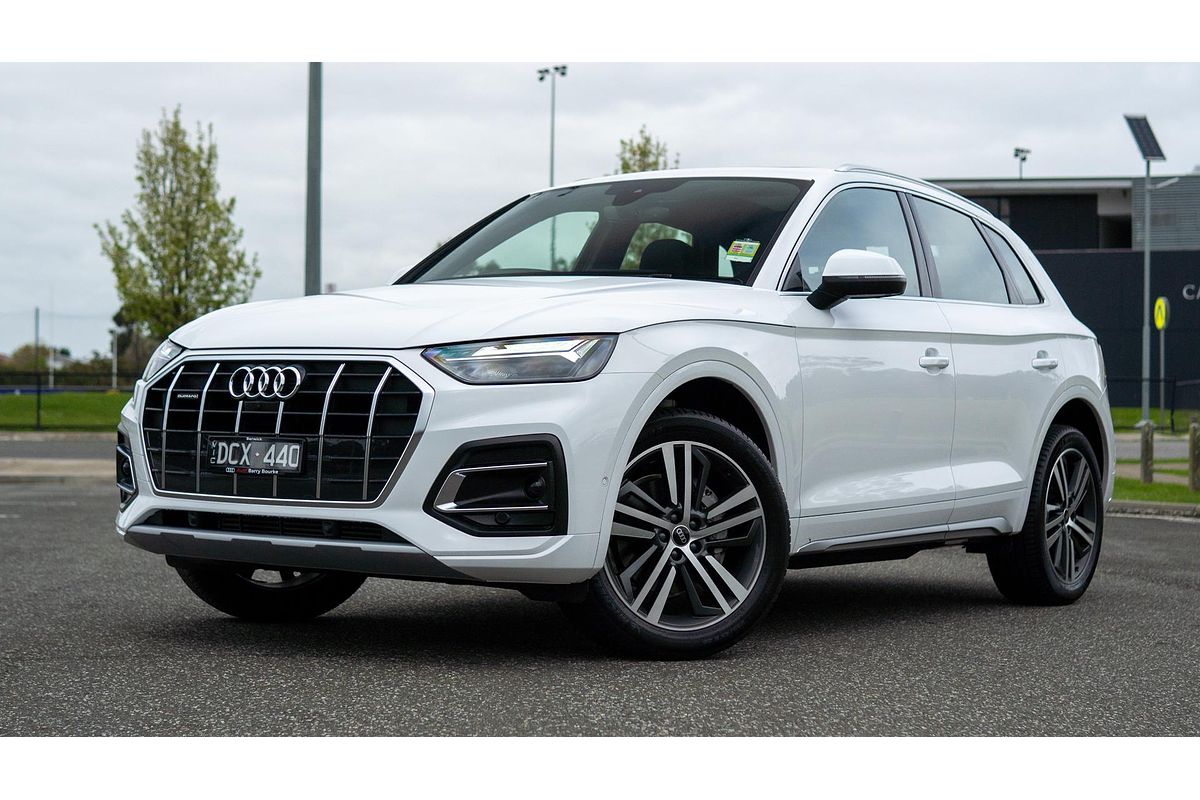2024 Audi Q5 45 TFSI Sport FY