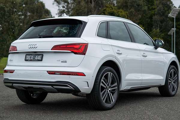 2024 Audi Q5 45 TFSI Sport FY