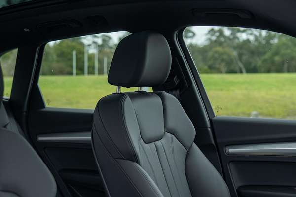 2024 Audi Q5 45 TFSI Sport FY