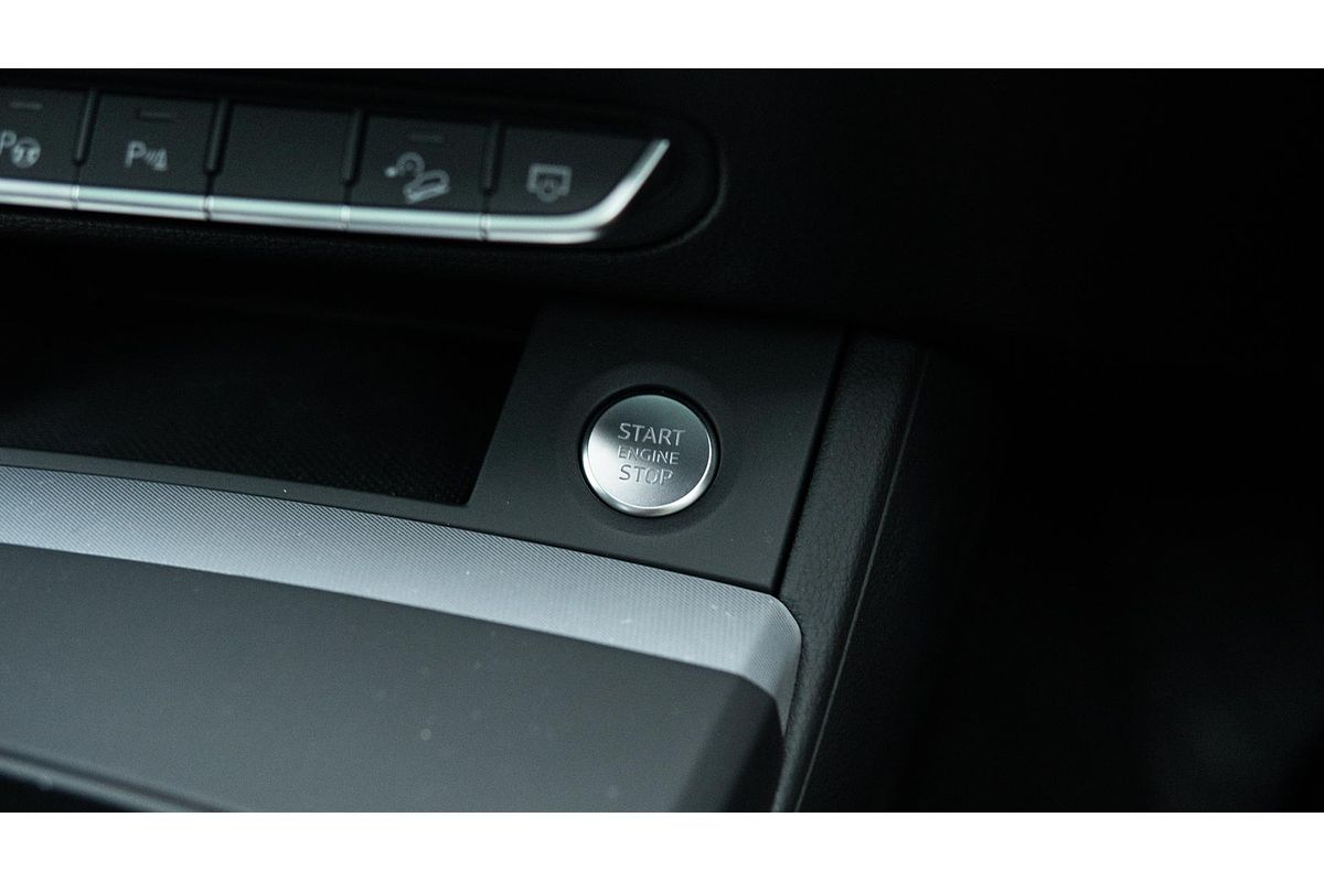 2024 Audi Q5 45 TFSI Sport FY