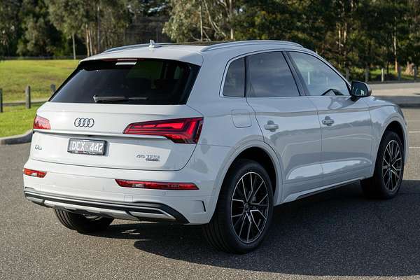 2024 Audi Q5 45 TFSI Sport FY