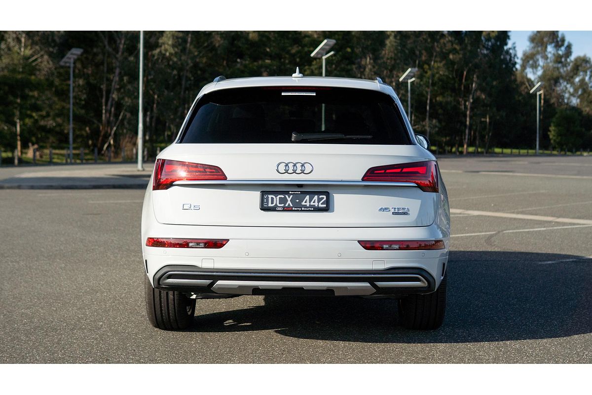 2024 Audi Q5 45 TFSI Sport FY