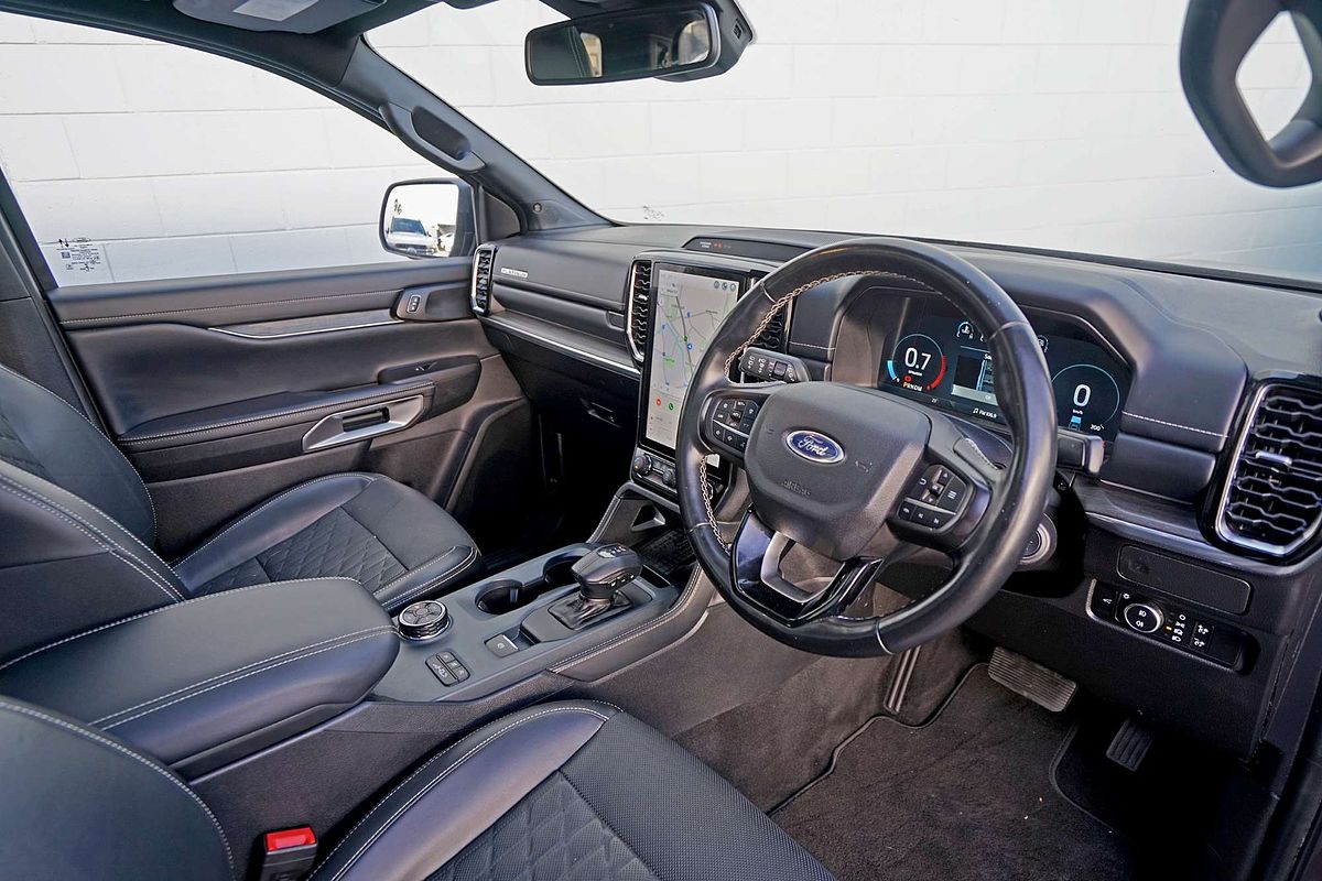 2022 Ford Everest Platinum