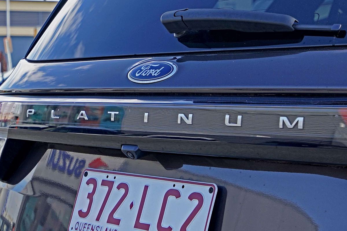2022 Ford Everest Platinum