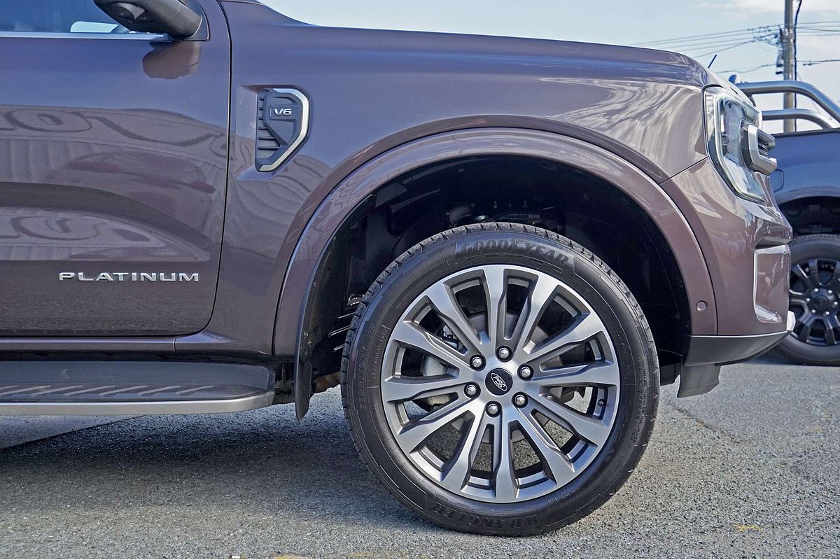 2022 Ford Everest Platinum