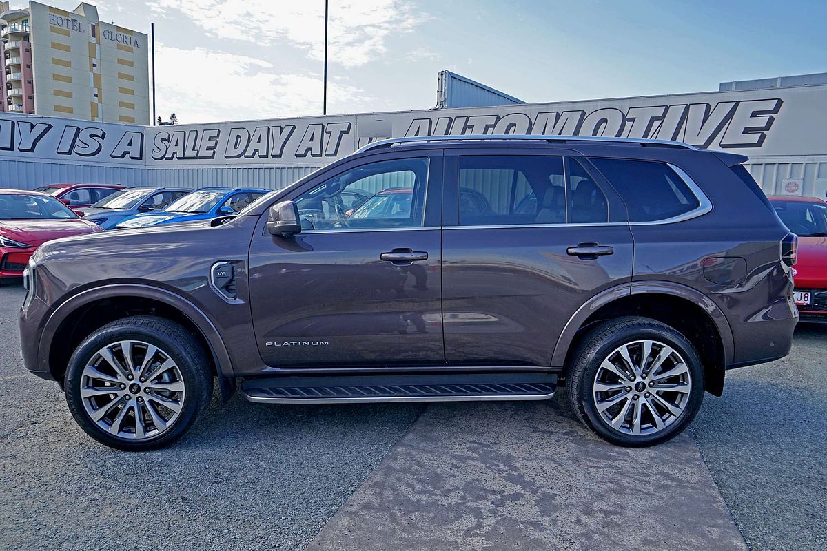2022 Ford Everest Platinum