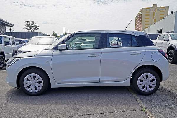 2024 Suzuki Swift Hybrid UZ