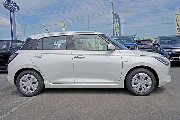2024 Suzuki Swift Hybrid UZ