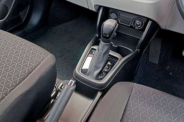 2024 Suzuki Swift Hybrid UZ