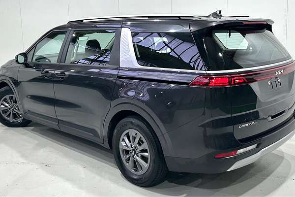 2023 Kia Carnival S KA4