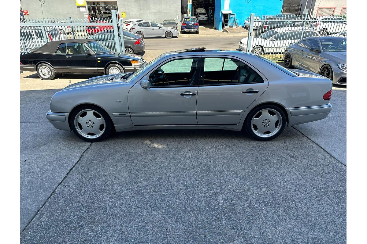 1997 Mercedes-Benz E-Class E36 AMG W210
