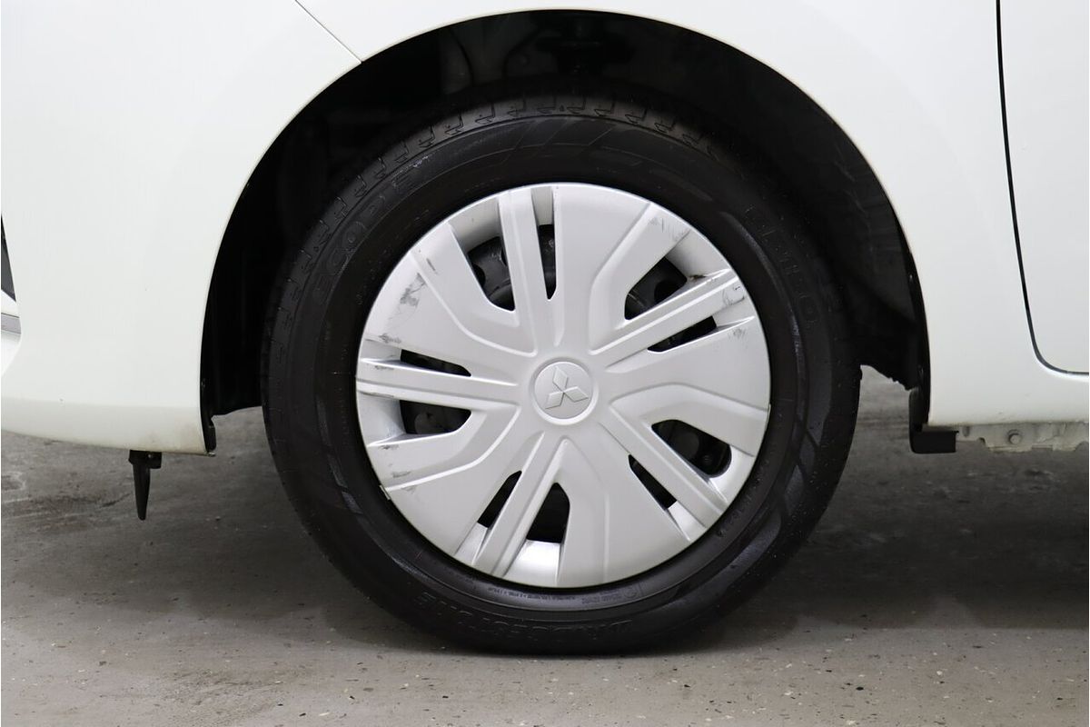 2021 Mitsubishi Mirage ES LB