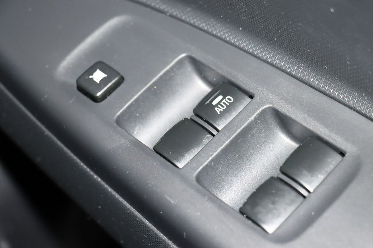 2021 Mitsubishi Mirage ES LB