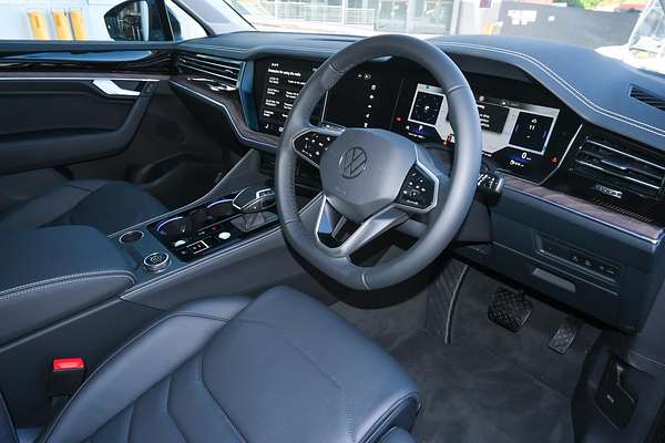 2024 Volkswagen Touareg 170TDI RC
