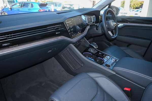 2024 Volkswagen Touareg 170TDI RC