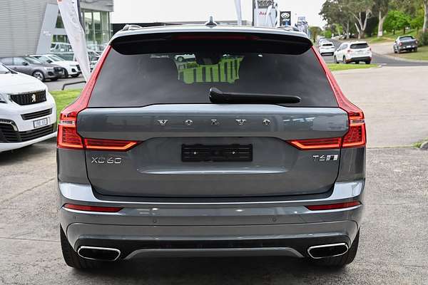 2020 Volvo XC60 T6 R-Design