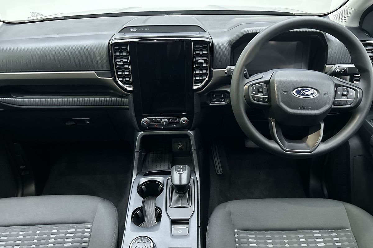 2024 Ford Everest Ambiente