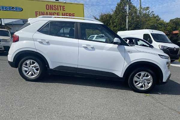 2022 Hyundai Venue Active QX.V4