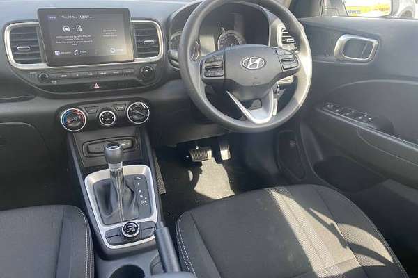 2022 Hyundai Venue Active QX.V4