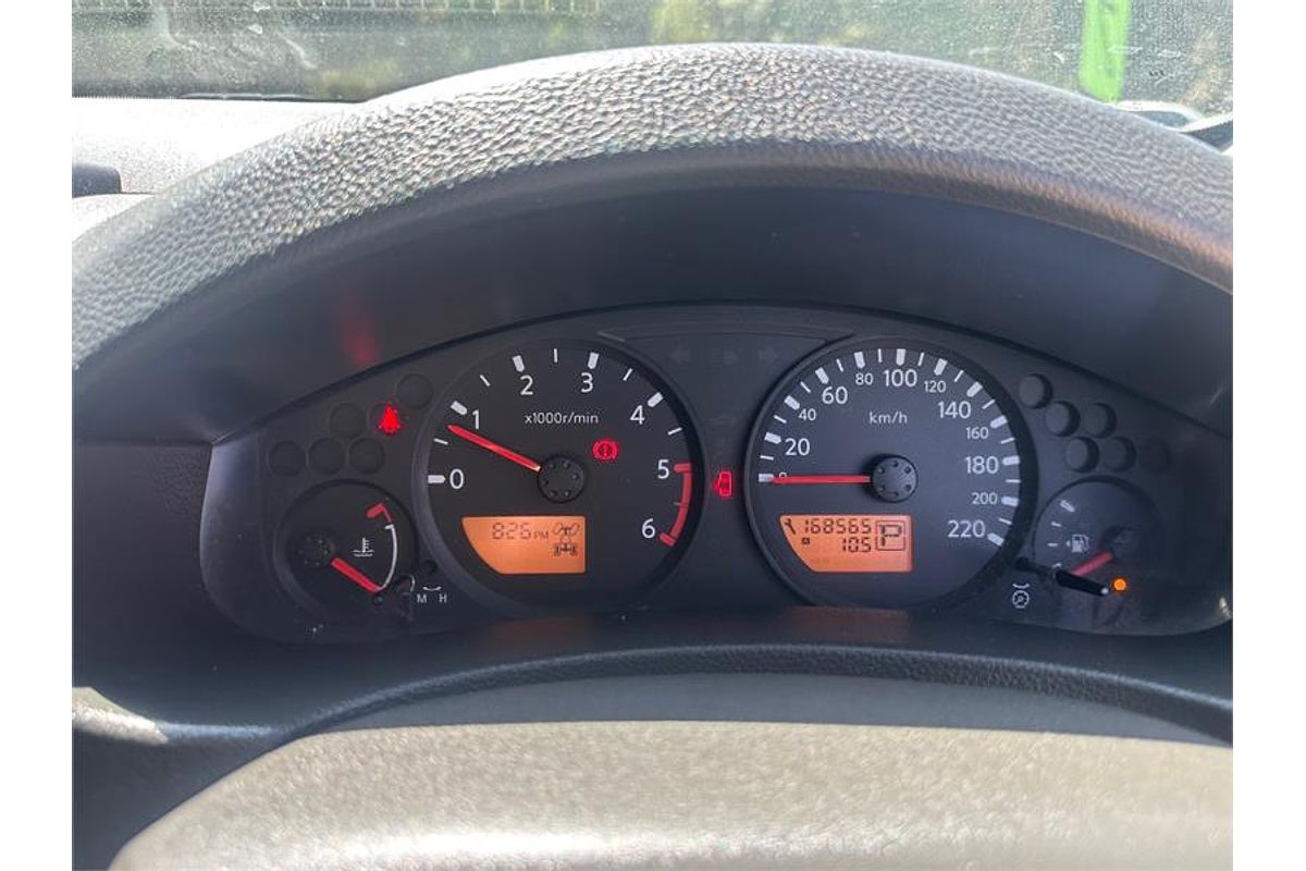 2010 Nissan NAVARA ST (4x4) D40