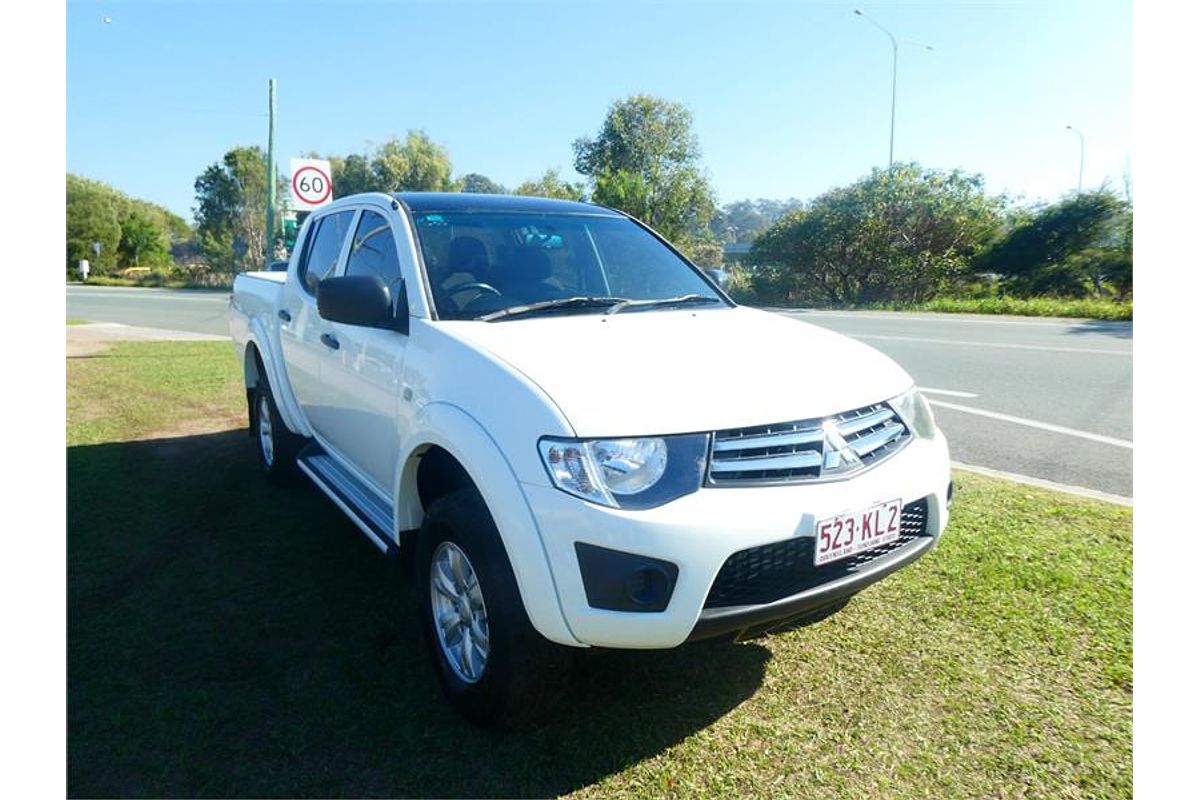 2013 Mitsubishi Triton GLX MN 4X4