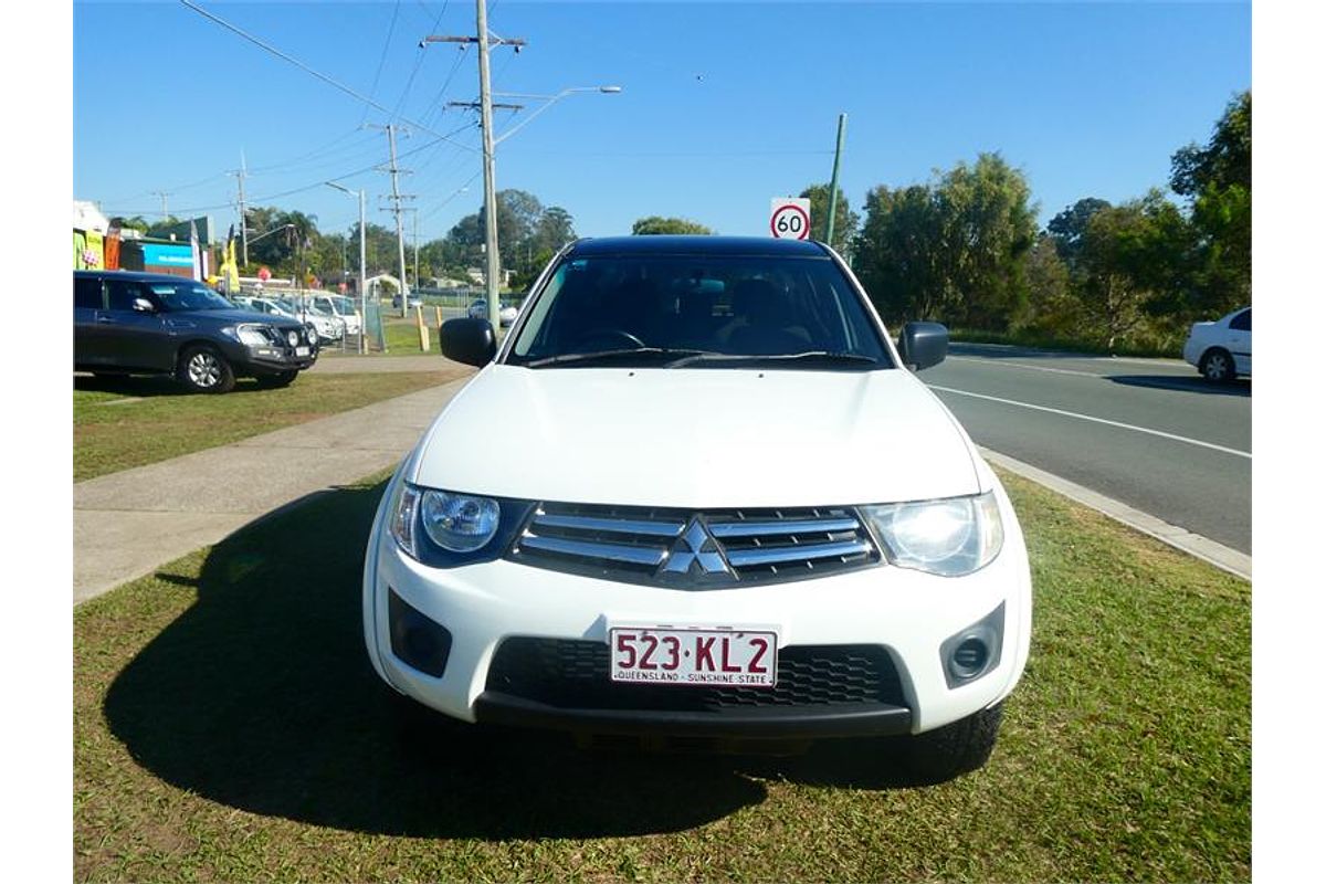 2013 Mitsubishi Triton GLX MN 4X4