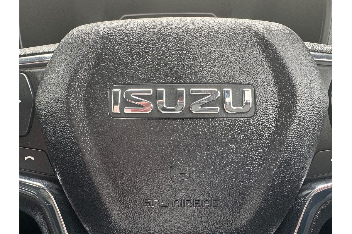 2023 Isuzu MU-X LS-T