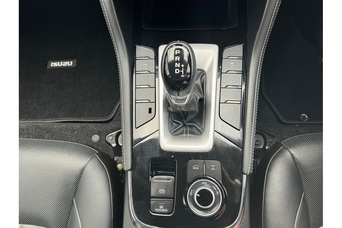 2023 Isuzu MU-X LS-T