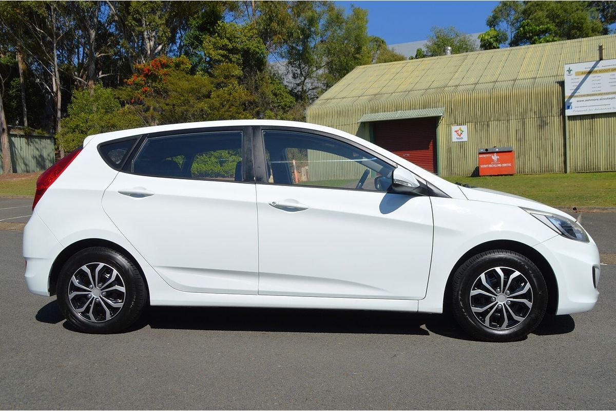 2015 Hyundai Accent Active RB3