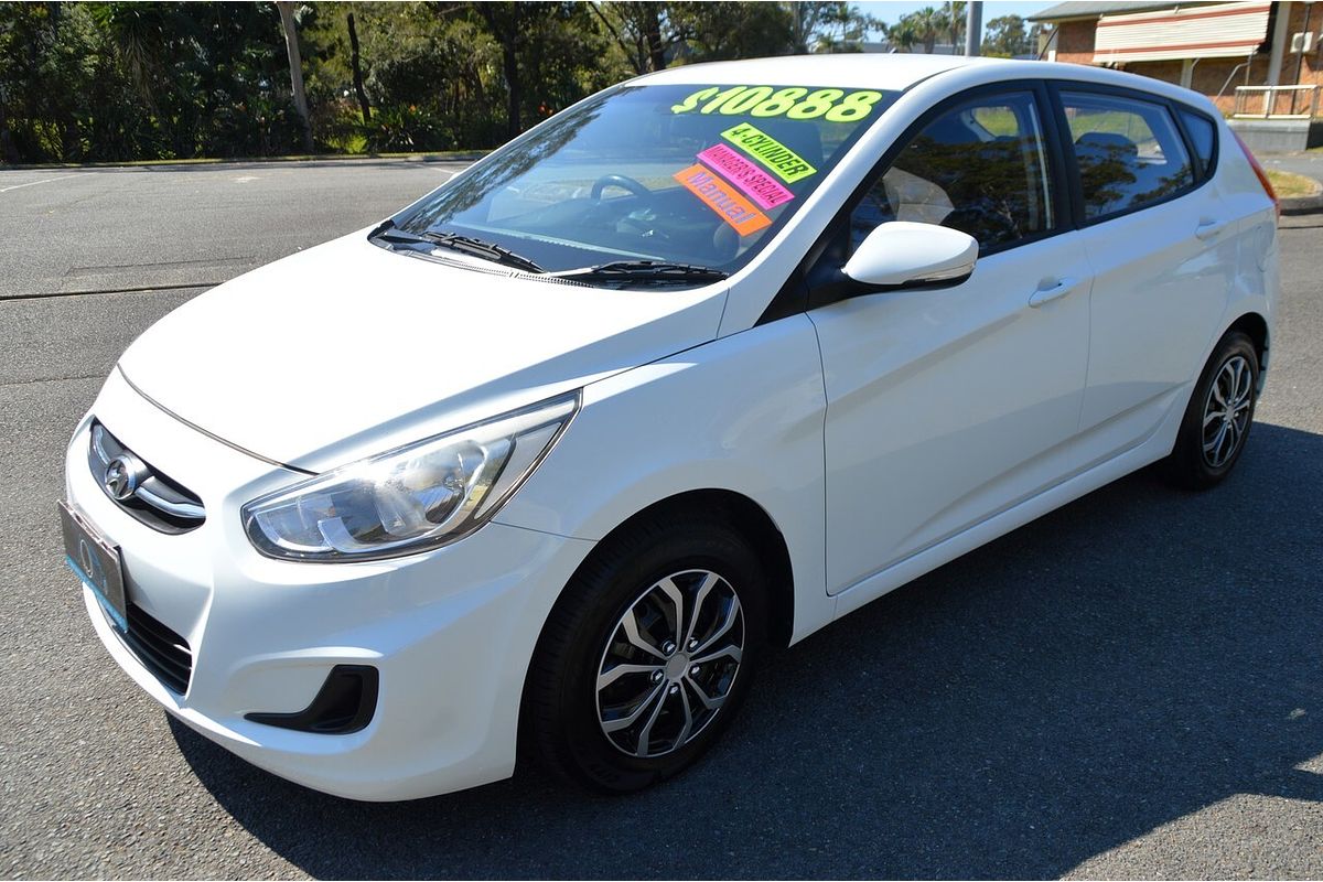 2015 Hyundai Accent Active RB3