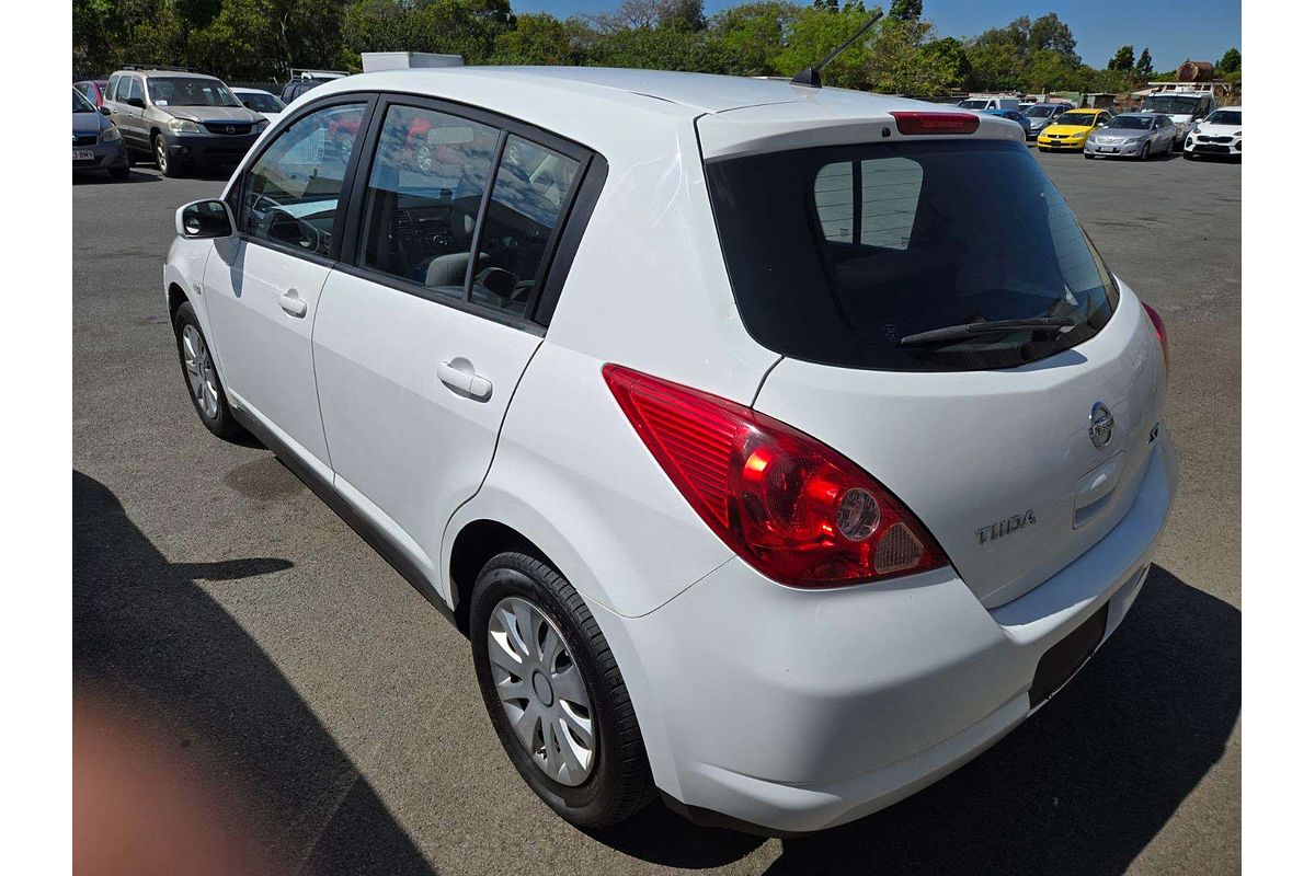 2009 Nissan Tiida ST C11