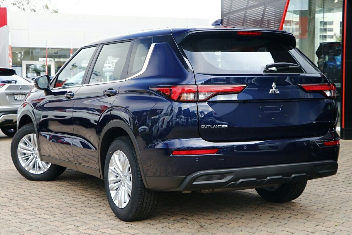 2024 Mitsubishi Outlander ES ZM