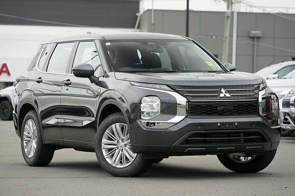 2024 Mitsubishi Outlander ES ZM