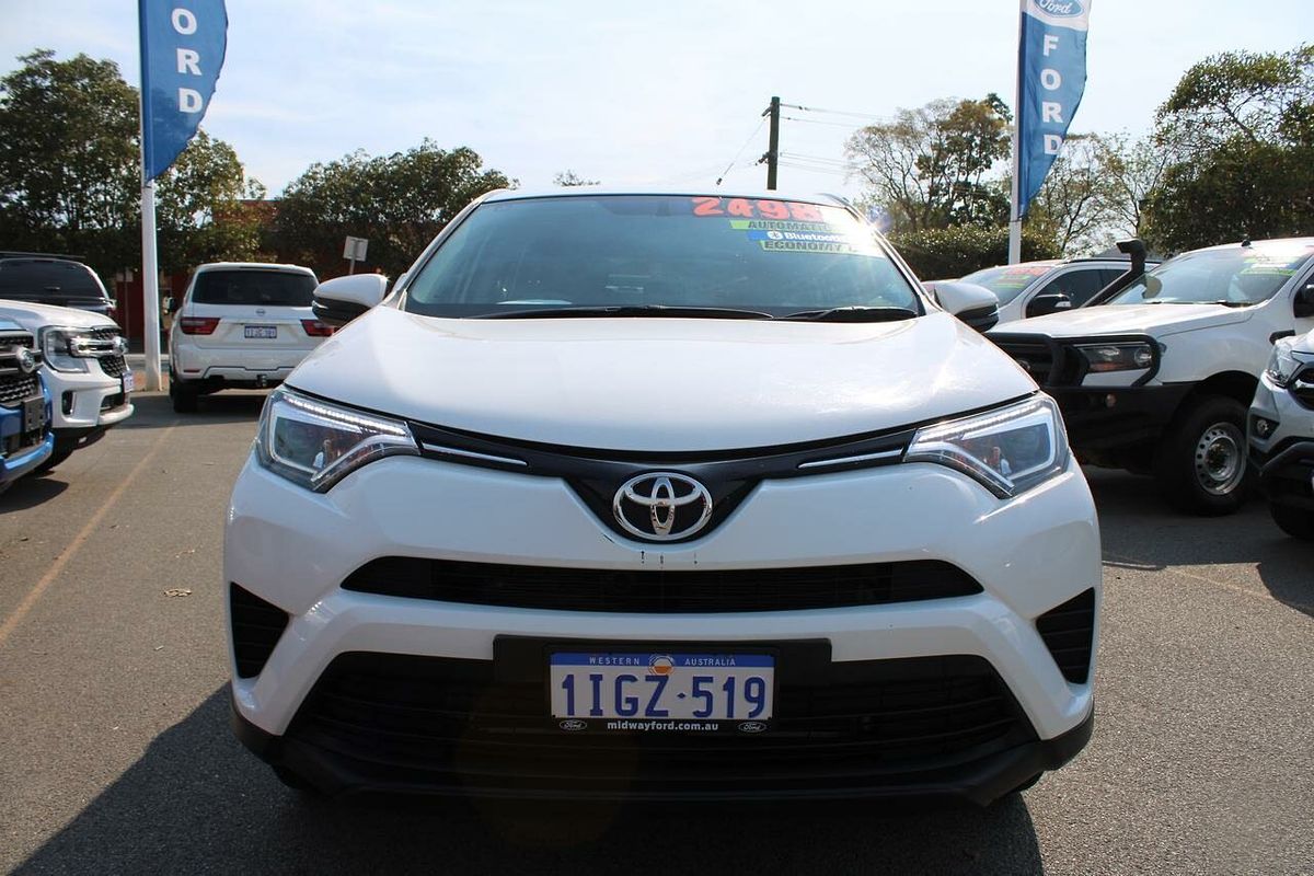 2017 Toyota RAV4 GX ASA44R