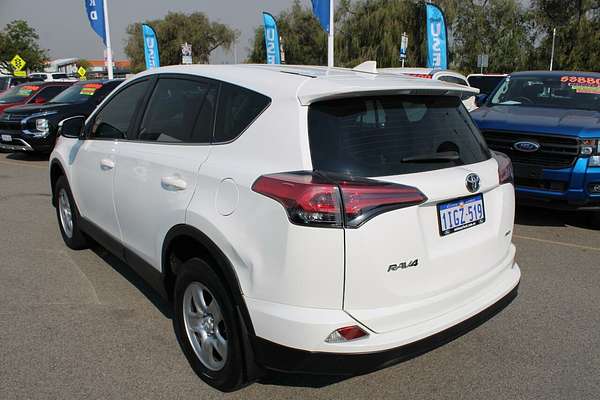 2017 Toyota RAV4 GX ASA44R