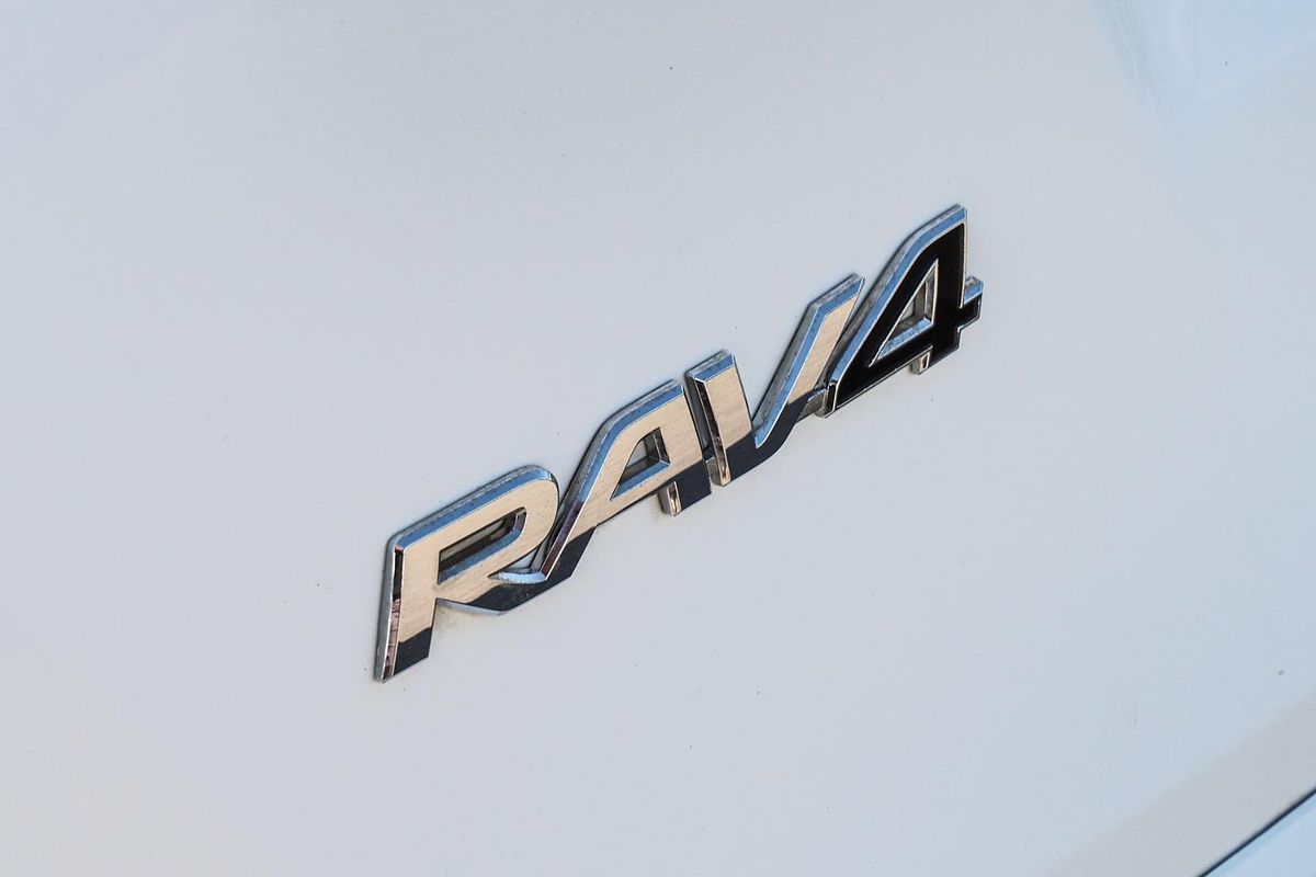 2018 Toyota RAV4 GX ZSA42R